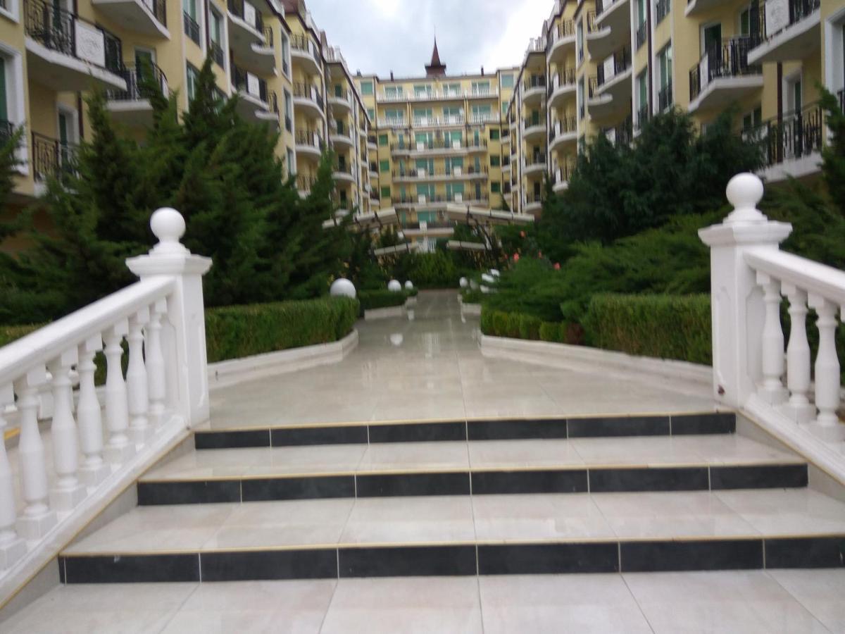 Апартаменты Талиана Бич Курорта Елените Exterior photo